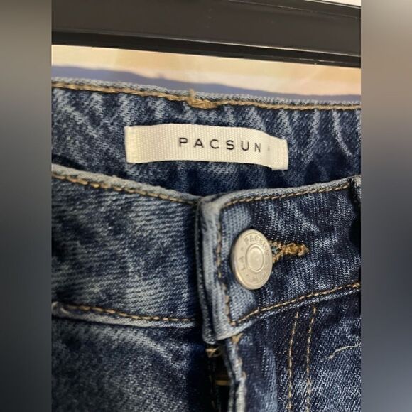 PACSUN NWOT blue wash straight leg mom jean - Picture 4 of 7